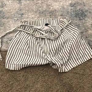 Dillard’s bebop shorts